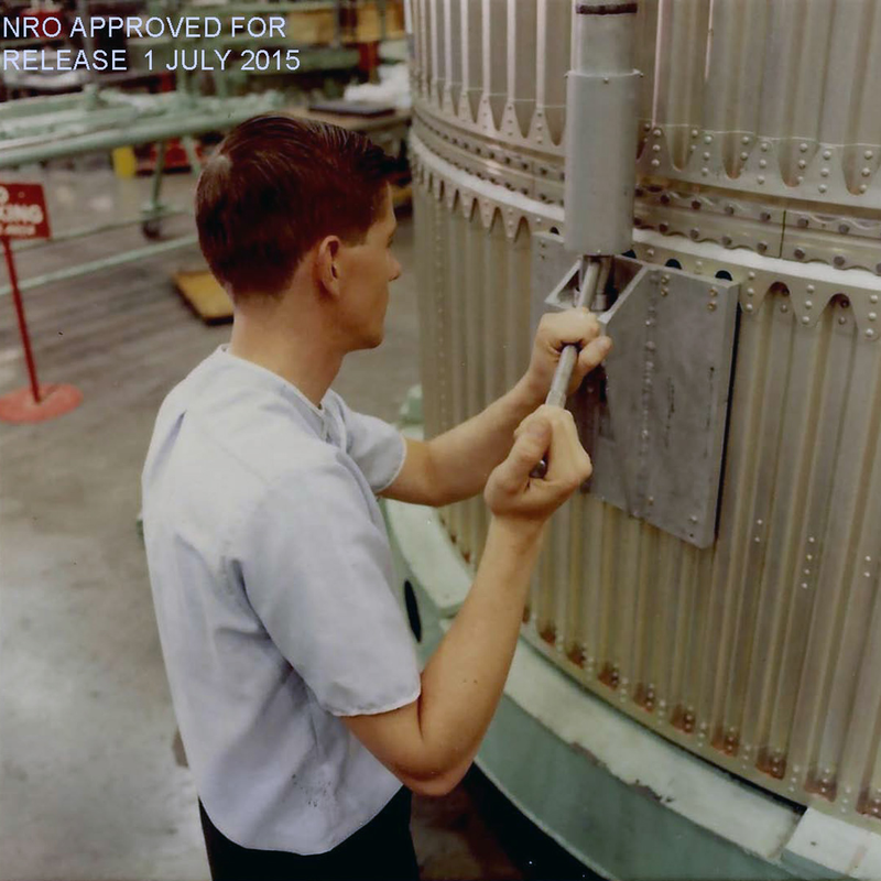 Illustration for article titled Newly Declassified Photos Show The Crewed USAF Spy Spacecraft That Almost Was